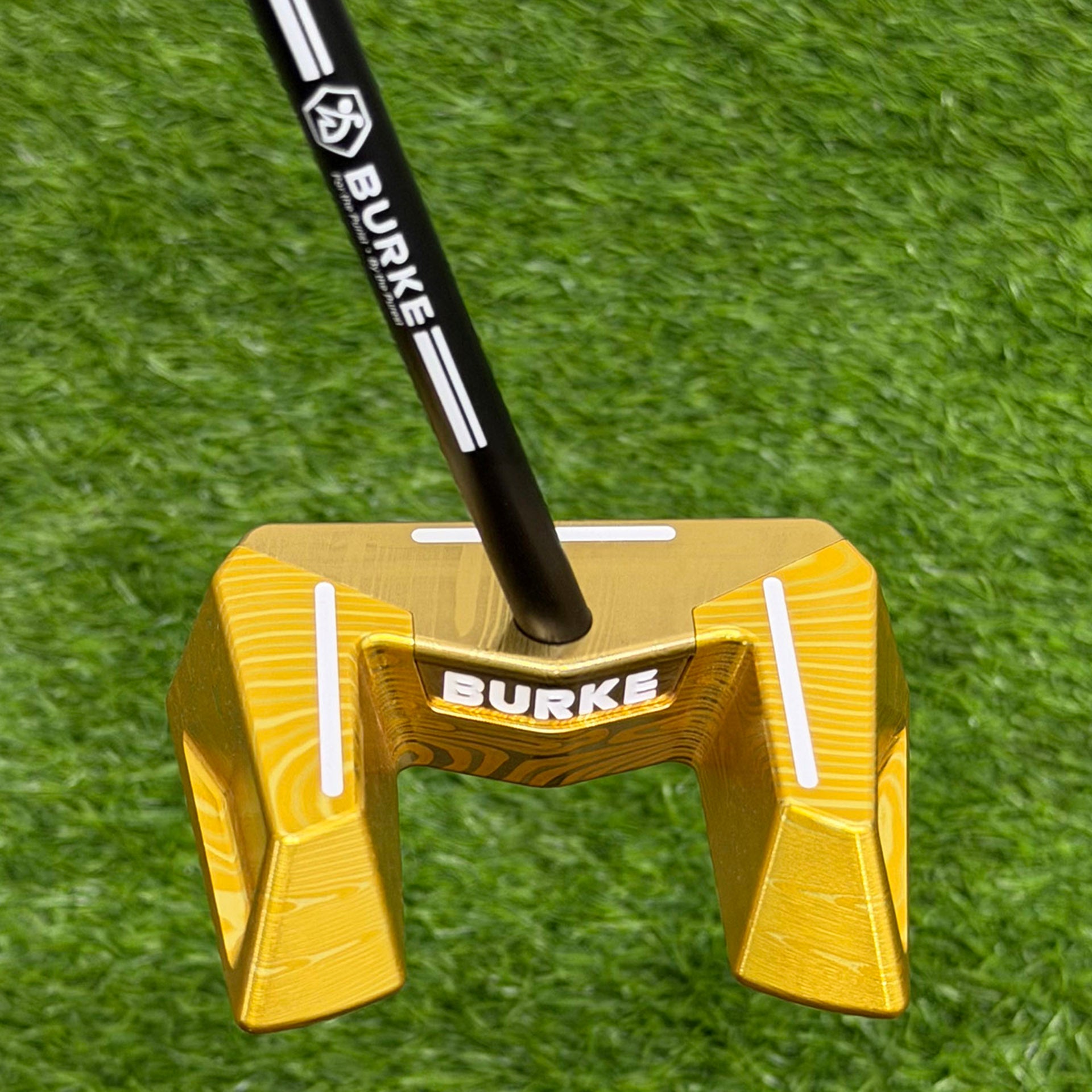 レア！ WB BenchMark パター スコア直結の大事な1本！ ”パター”No.1メーカー「オデッセイ」の世界